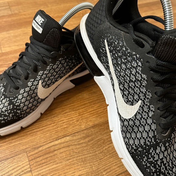 Women's Nike Air Max Sequent 2 Black/White/Grey Running Shoes US 8 - Comfy! - Picture 4 of 12